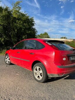 Prodám Ford Focus 1,6 77kwn 2006 - 3