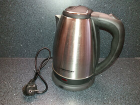 Elektrický digitální budík, rychlovarná konvice, Epilátor... - 3