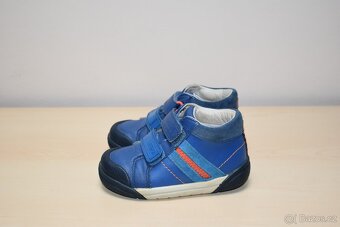 Značkové kožené kotníkové boty - vel. 25 - 3