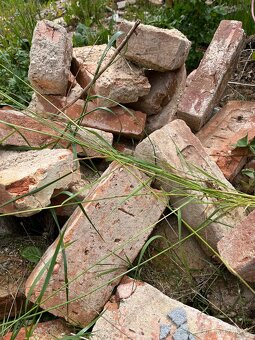 Staře cihly zdarma - 3