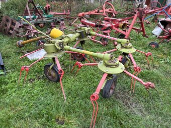 Obracec sena Claas - 3