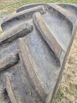 600/70 R30 168D/165E Michelin Axiobib 2 - 3