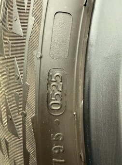 R19 ORIG.KOLA VOLVO XC40 V90CC 235/50/19 DOT25 REF - 3