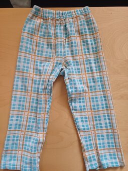 Teplé pyžamo vel. 104 - 3