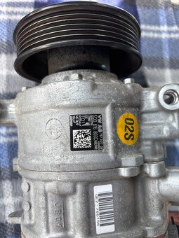 Kompresor klimatizace 5Q0816803D - 3