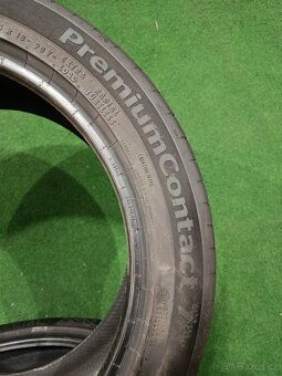 4ks letni 235/45/18 continental - 3