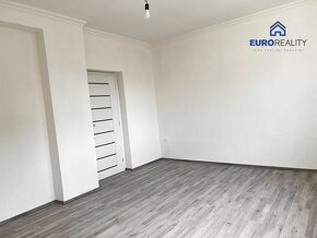 Prodej, rodinný dům 200 m2, pozemek 253 m2, Praha 9 - Prosek - 3
