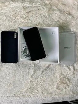 iPhone XR - 3