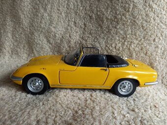 Prodám Lotus Elan S/E - 1:18 - Sunstar, použitý - 3
