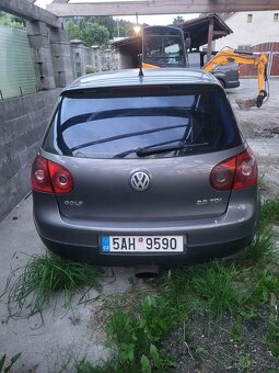 Volkswagen Golf 5 2.0 TDI - 3