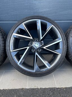 Prodám alu kola Vega 5x112 R19 s letními pneu. - 3