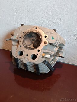 Hlava Royal Enfield Bullet classic 500 - 3