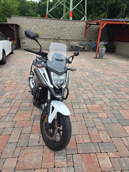 HONDA 750NC - 3