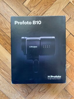 Profoto B10 - 3
