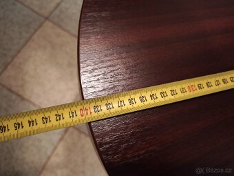 Konferencni stolek - 3