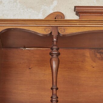 Police na stenu 1910 - AKCE - 3