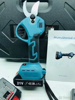 Aku nůžky + 2x baterie - 3