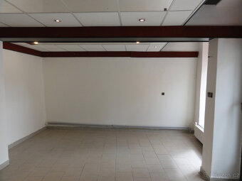 Pronájem obchodních prostor v Přerově blízko centra - 3