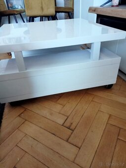 konferenční stolek - 3