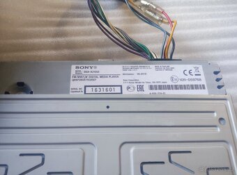 Sony DSX - A 210 UI - 3