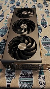 Sapphire Nitro+ 7800 XT - 3