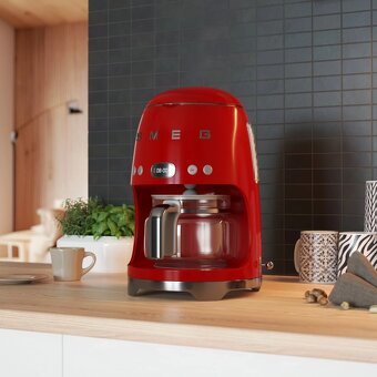 Kávovar SMEG 50's Retro Style 1,4l 10 cup červený - 3