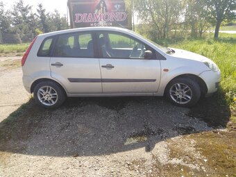 Ford fiesta 1,3 - 3