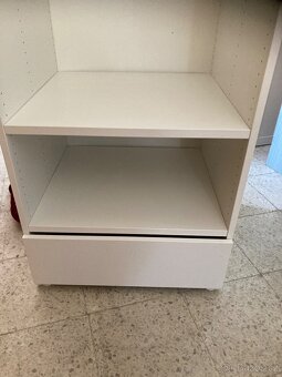 Skříň - 3