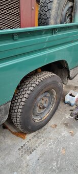 LAND ROVER 110 - 3