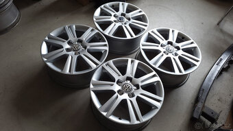 Pěkné orig. ALU disky Audi/VW/Škoda 17" 5x112 ET46 - 3
