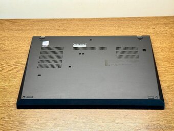 Lenovo ThinkPad T490 - i5, 16GB RAM, 240GB SSD, WIN11 PRO - 3