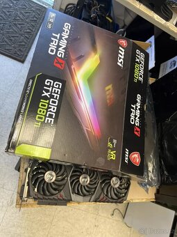 MSI GeForce GTX 1080 Ti Gaming X TRIO - 3