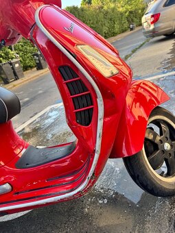 Vespa GTS 300 Super - 3