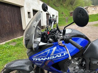 Honda Transalp 700 - 3