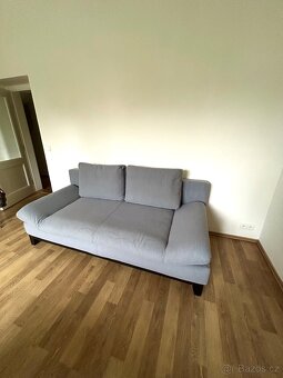 Rozkládací gauč IKEA - úložný prostor - 3