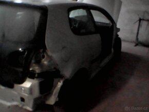 vw golf 5,3dv.,14,55kw,r.v.05,155000km. - 3