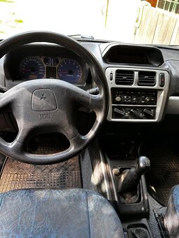 Mitsubishi pajero pinin - 3