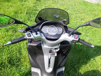 Piaggio MP 3 Yourban - 3