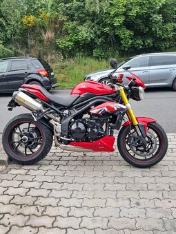 Triumph speed triple 1050 S - 3