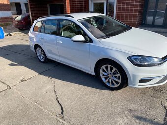 Volkswagen golf - 3