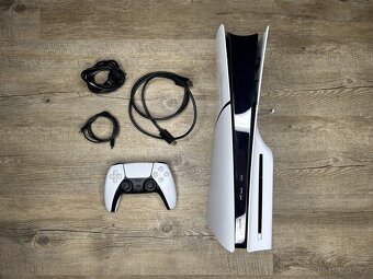 Playstation 5 slim s mechanikou záruka 04/2026 - 3