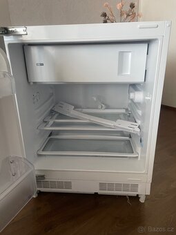 Vestavná lednička s mrazákem - 3