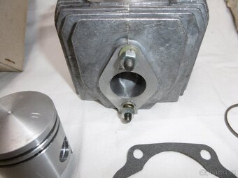 jawa 50 pionýr nový válec + sada : uloženka ČSSR - 3
