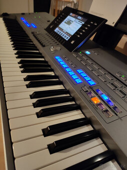 Klávesy Yamaha Tyros 5, rozšiřující deska, 76 kláves, v perf - 3