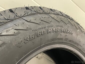 Kumho Road Venture AT52 235/60 R18 107H XL 4Ks celoroční - 3