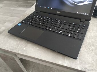 Acer Aspire ES1-571 - 3