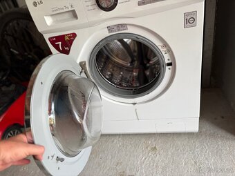 Pračka LG 7kg Invertor Direct Drive - 3