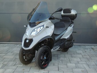 PIAGGIO MP3 500 HPE 2021 ABS ASR ZPÁTEČKA ,,B" řidičák - 3