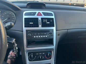 Prodám Peugeot 307 po faceliftu r. výroby 2006 - 3