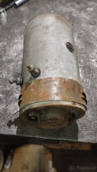 Dynamo PAL 6 V / 130 W - 3